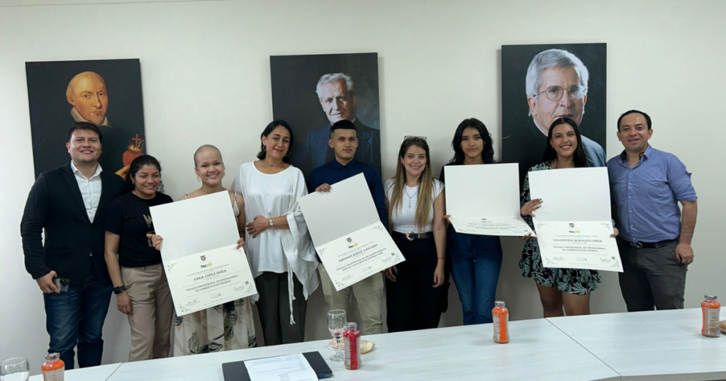 Graduacion_Tecnicos_Profesionales_risaralda-1024x538